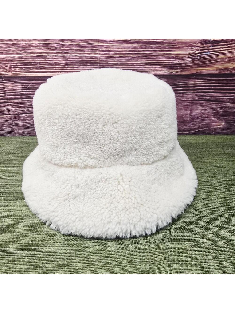 ZARA Woman Faux Shearling Bucket Hat Size S Small Cream/Off White Excellent